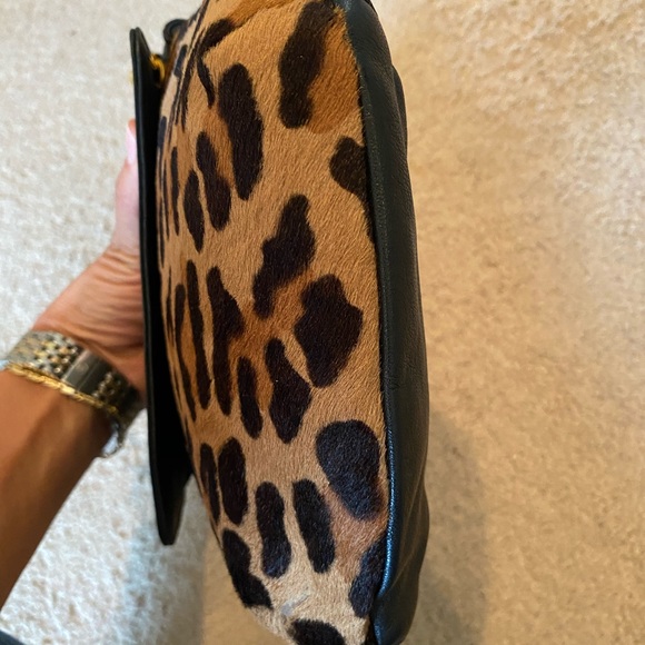 Americana by Sharif leopard crossbody - Picture 9 of 11